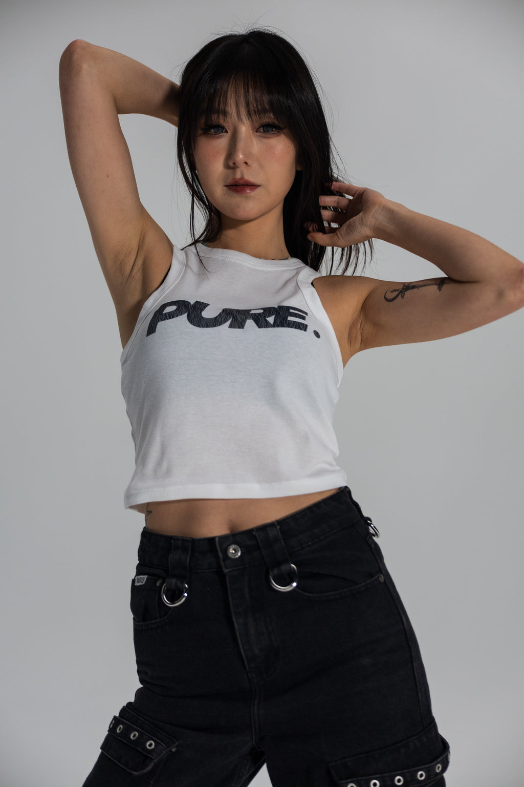 DISTRESSED RIB RACER