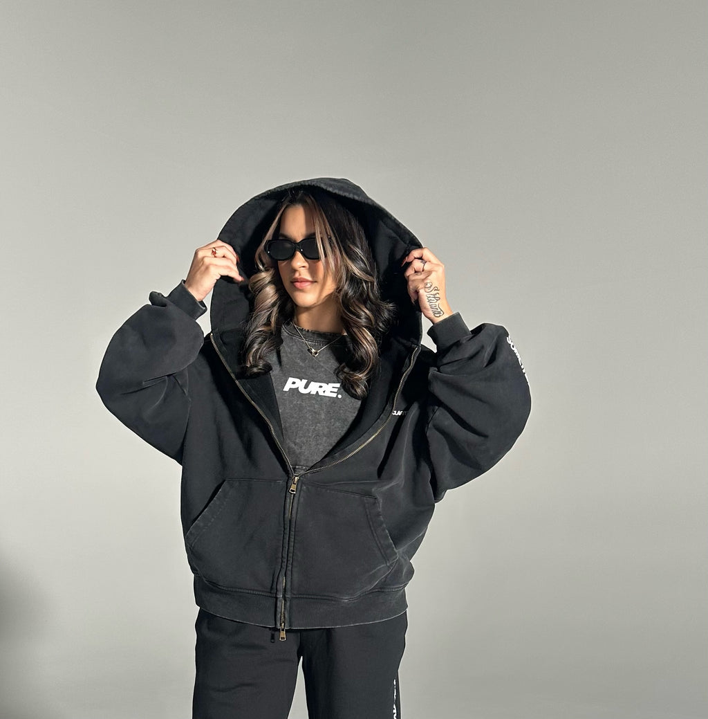 ZIP UP